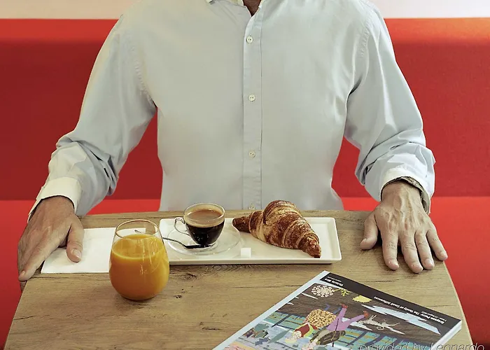 Ibis Lyon D'abeau 3*