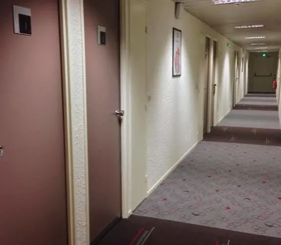 Ibis Lyon D'abeau 3*